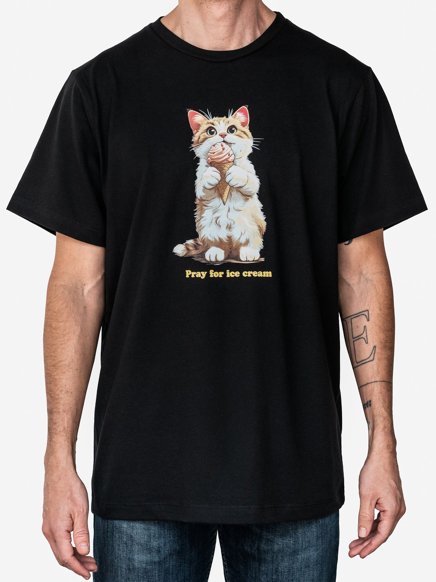 Playera Pray For Ice Cream