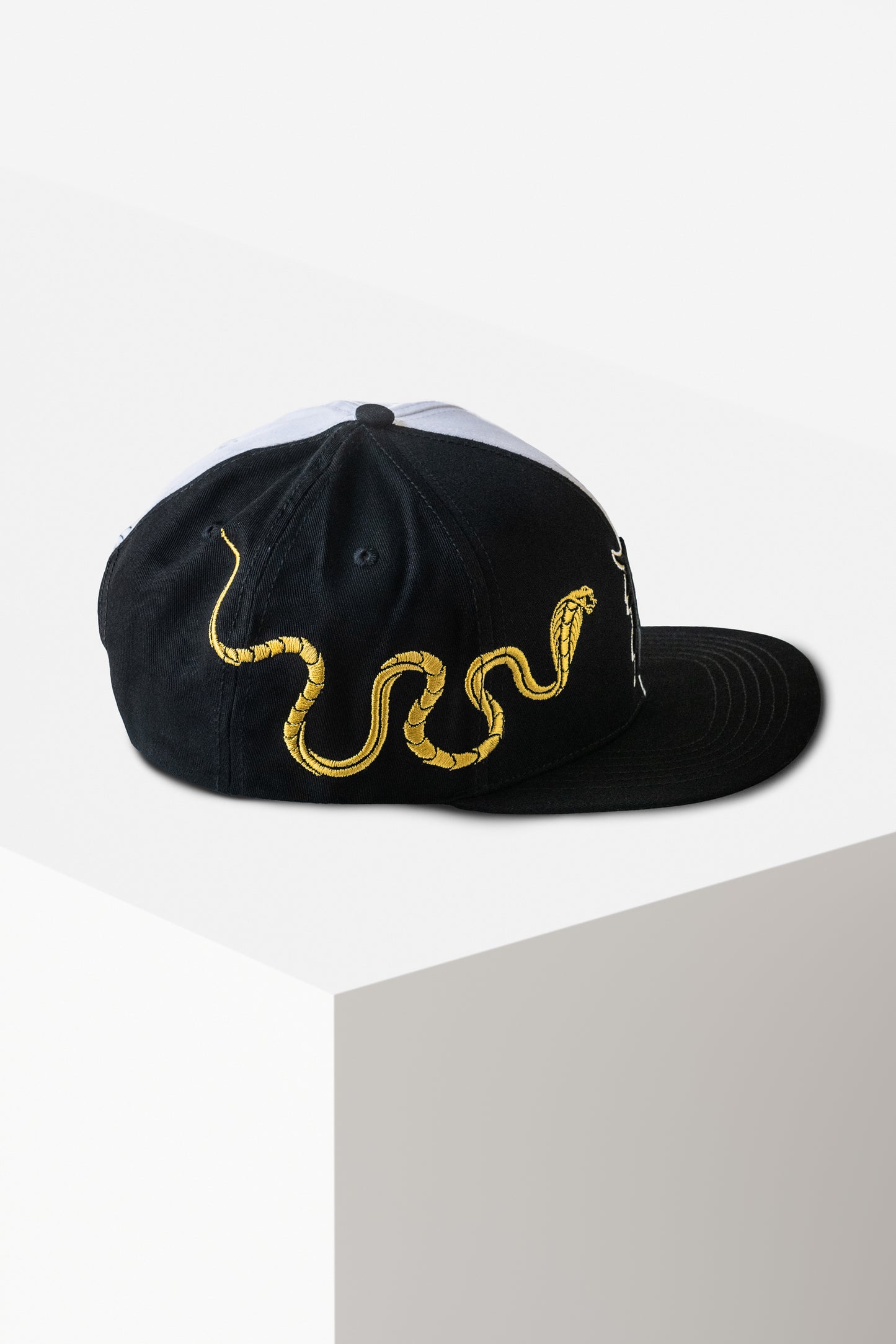 Snapback Snake