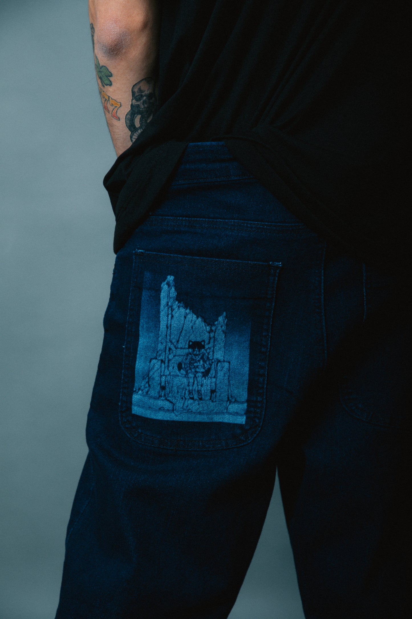 Jeans Indigo Láser (Corte Amplio)